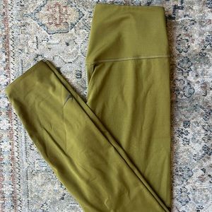 Nike one Luxe tight size Small